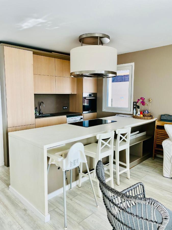 시체스 La Marina2 Seaview With Amazing Terrace 아파트 외부 사진